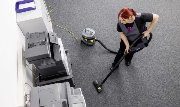 ASPIRADORA EN SECO T 11/1 CLASSIC KARCHER 15271970 - Imagen 6