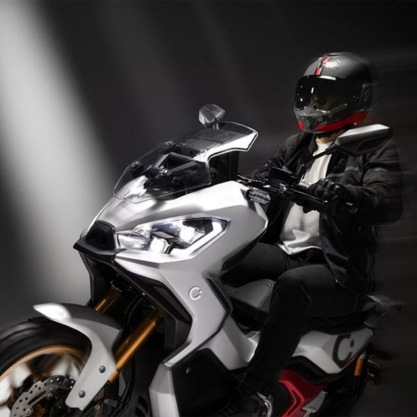MOTO ELECTRICA 17000W VULCANO HASTA 151KM BLANCO NIEBLA/ROJO CECOTEC 04893 - Imagen 4